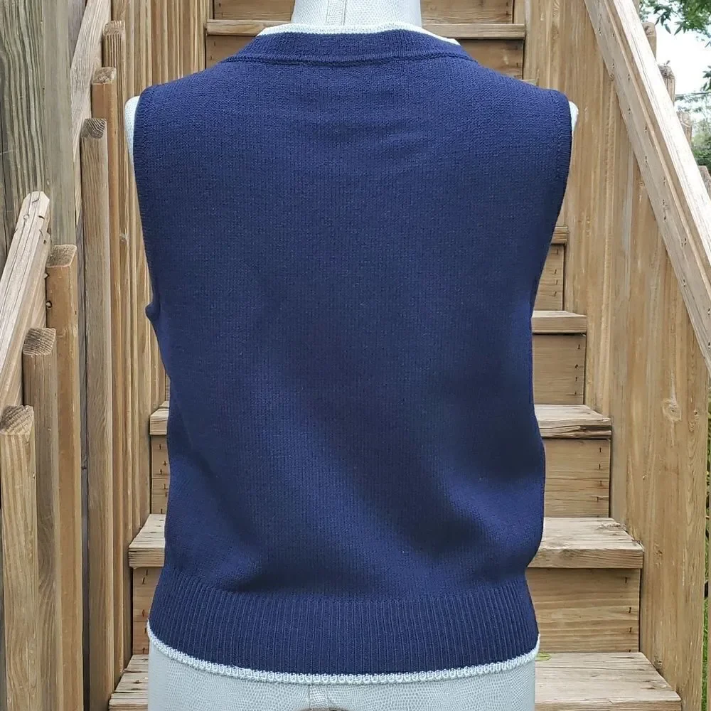 St. John Sport | Embroidered Knit Sweater Vest